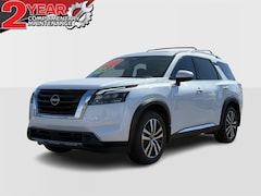 2025 Nissan Pathfinder Platinum SUV