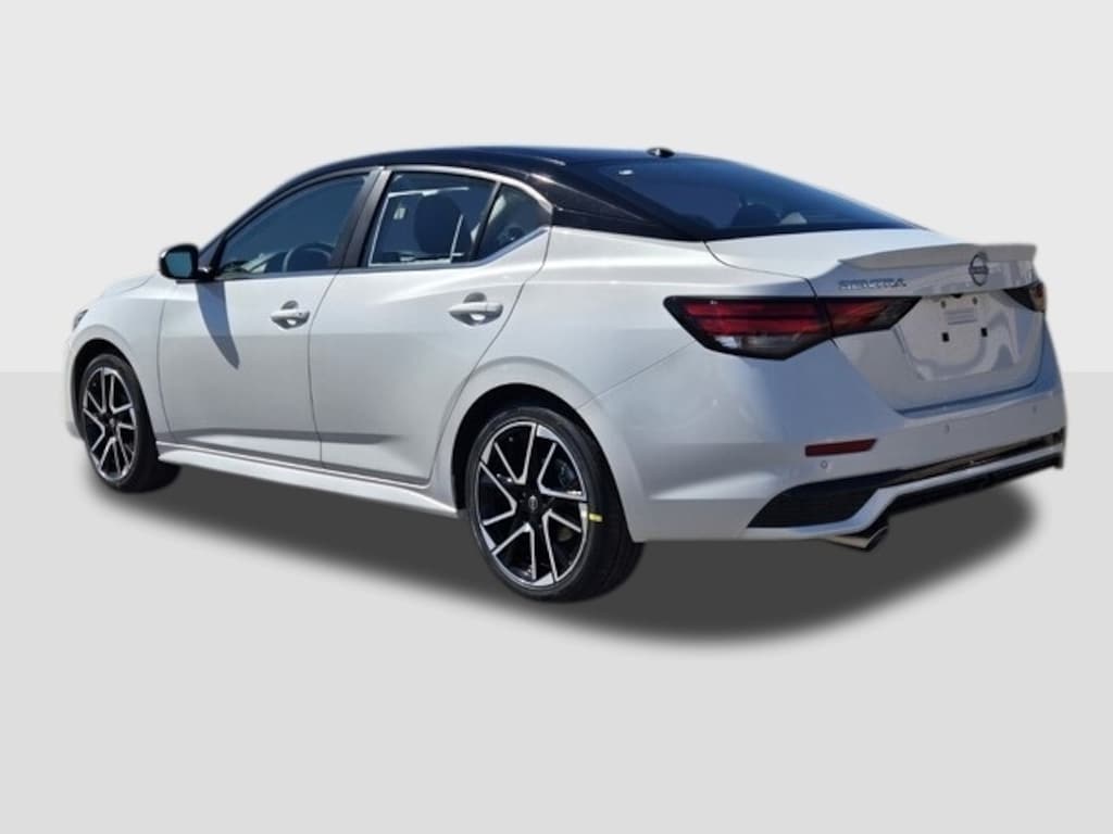 New 2025 Nissan Sentra SR Sedan