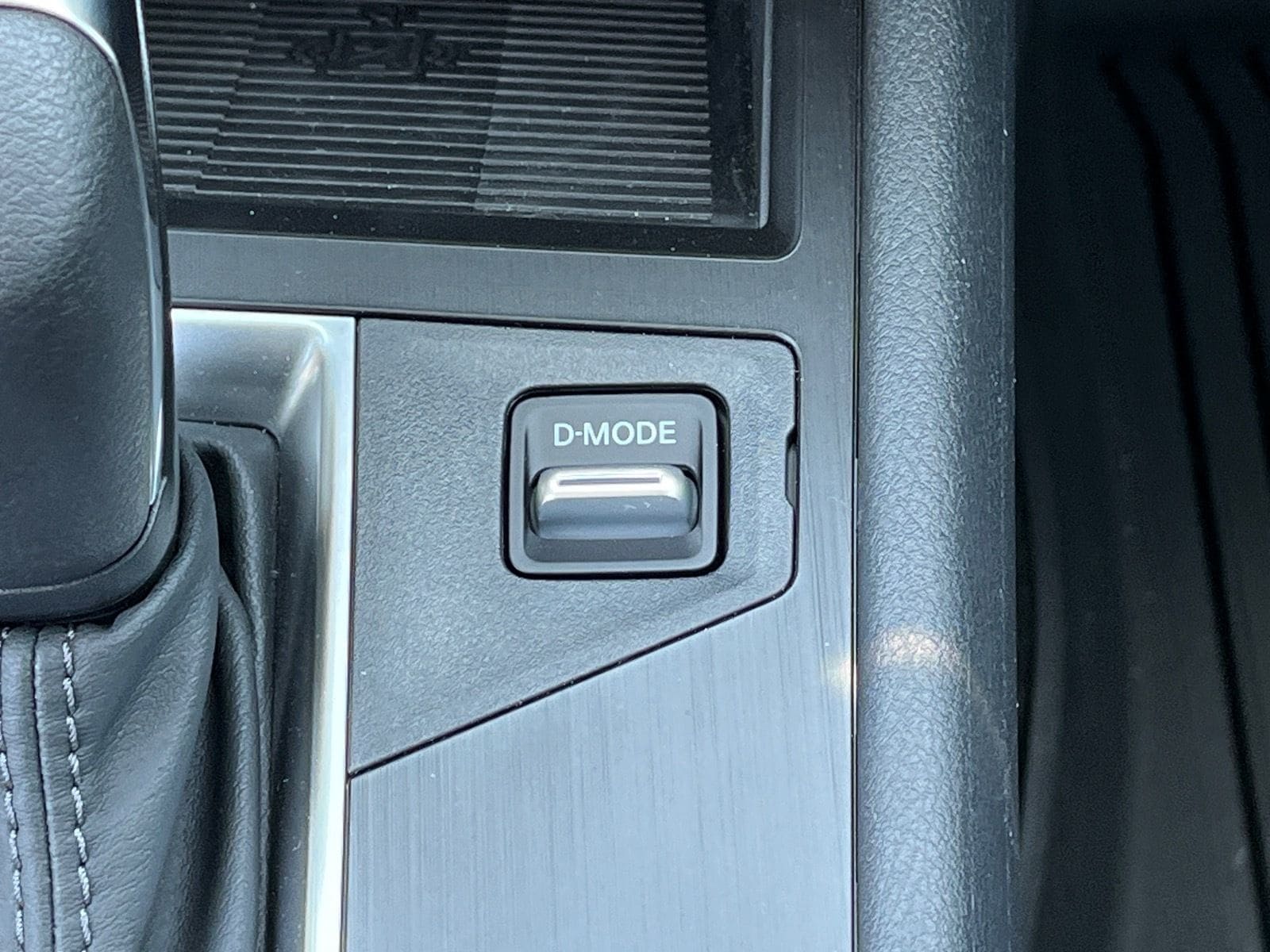 2026 Nissan KICKS SV - Photo 28