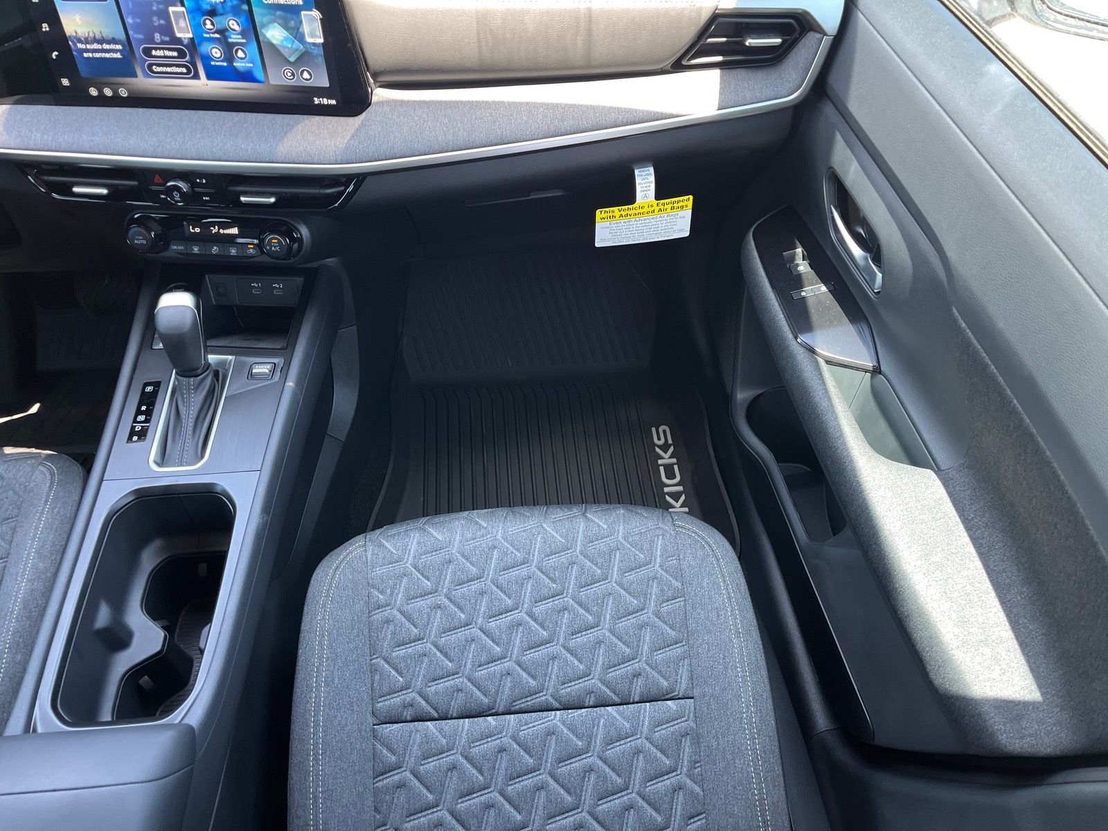 2026 Nissan KICKS SV - Photo 15