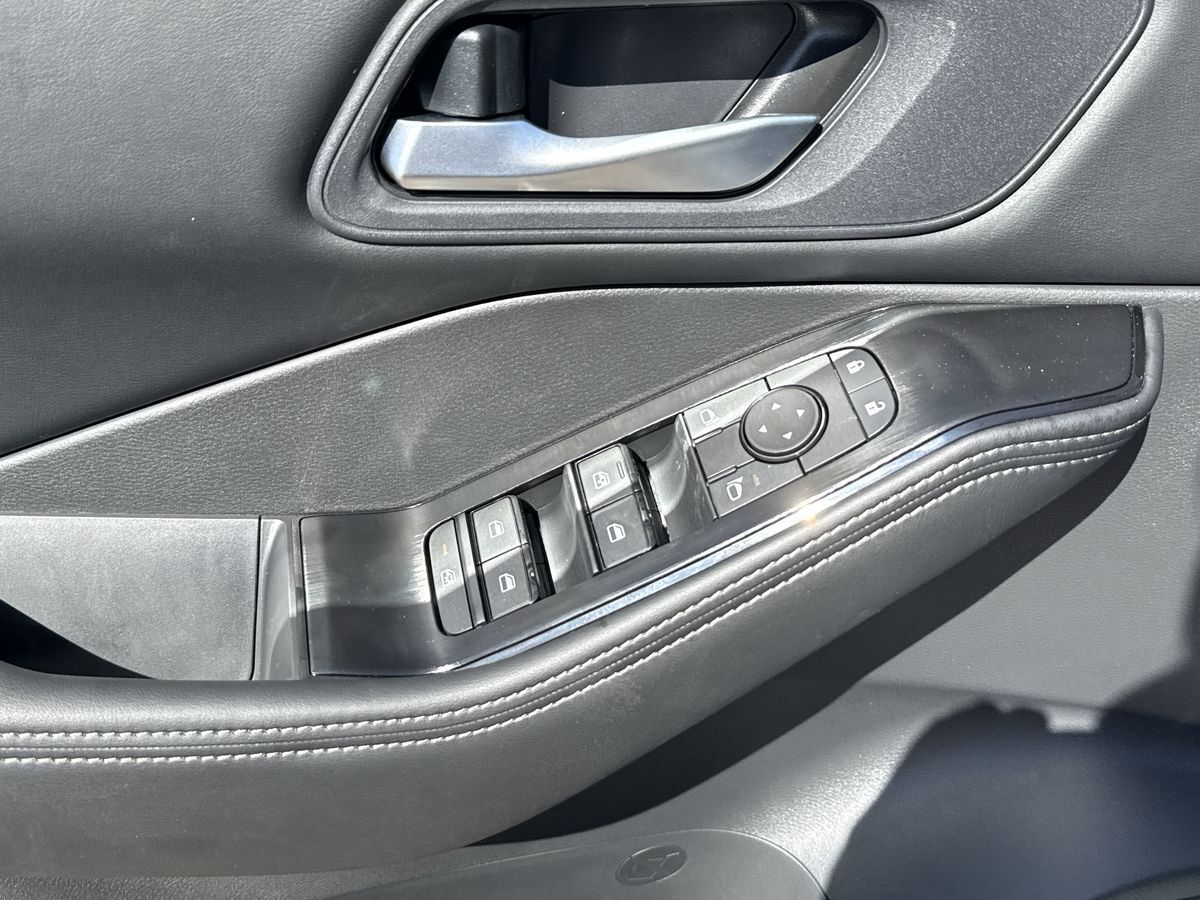 2026 Nissan Rogue SV - Photo 20
