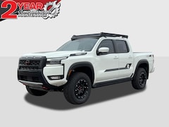 2025 Nissan Frontier PRO-4X Truck Crew Cab