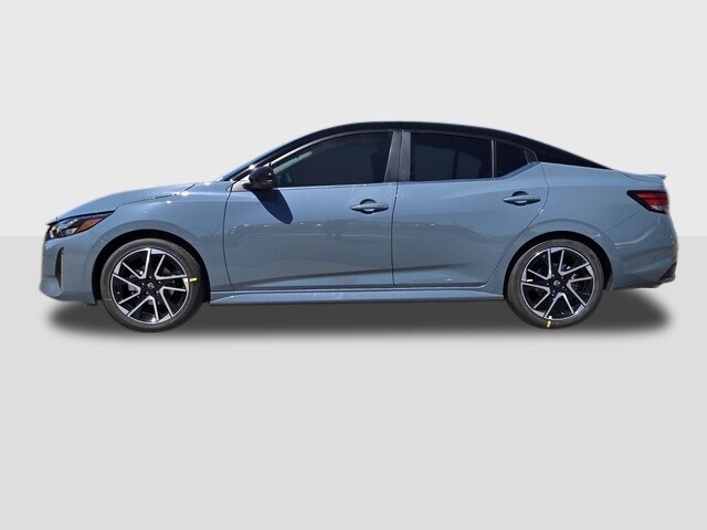 2025 Nissan Sentra SR photo 2