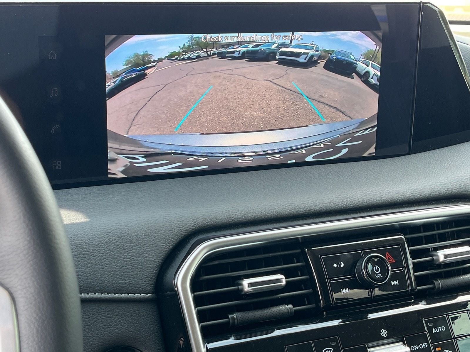 2026 Nissan Armada SV - Photo 24