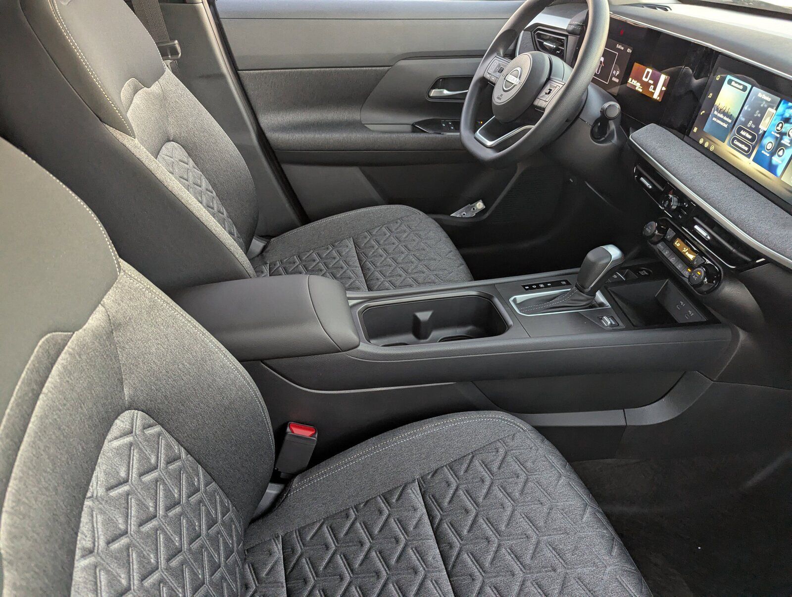 2026 Nissan KICKS SV - Photo 32