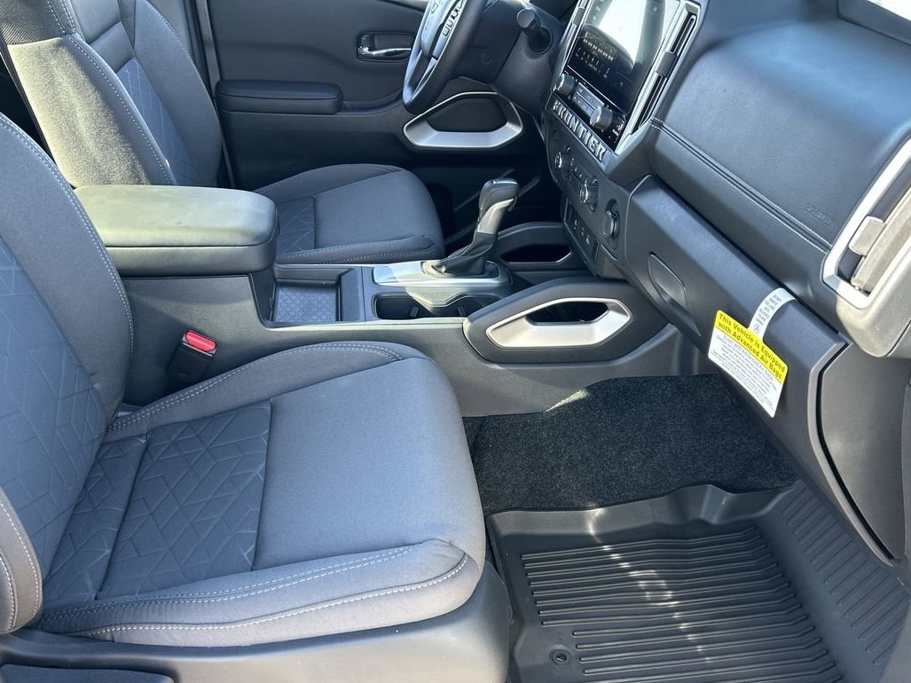 Image 17 of 2025 Nissan Frontier