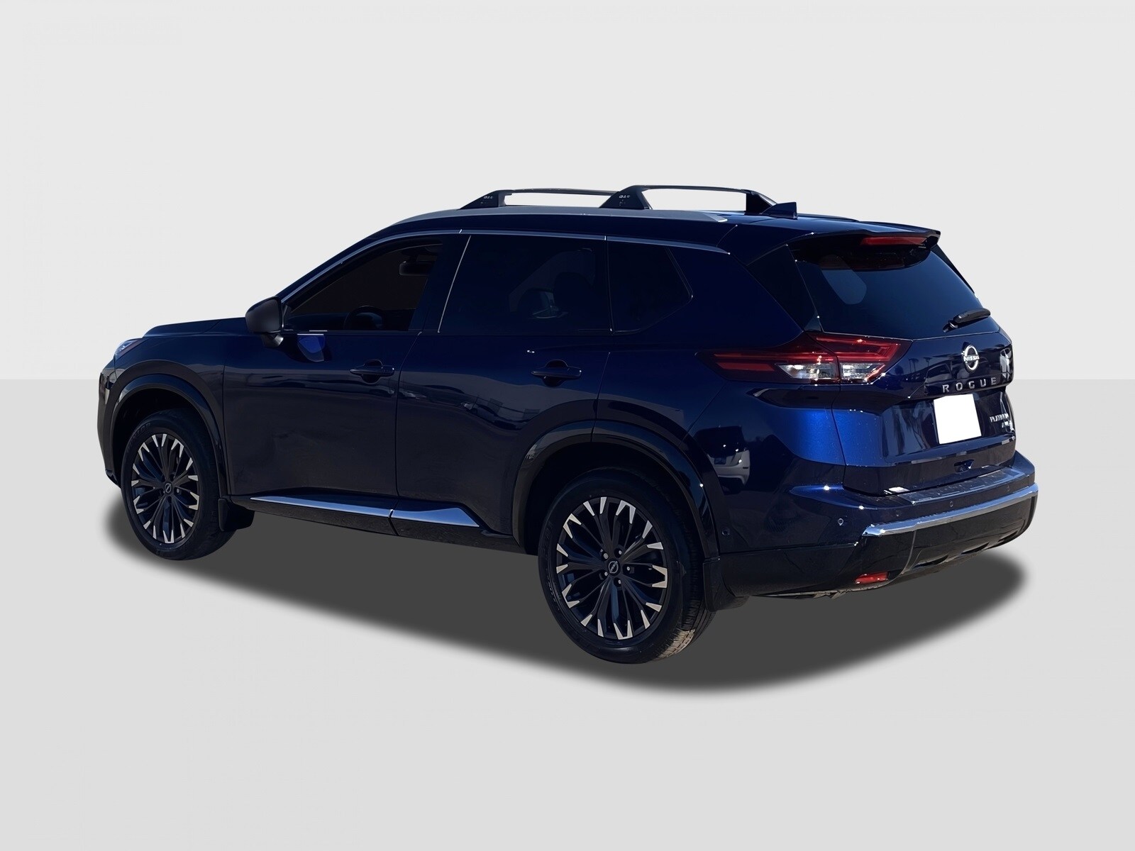 2026 Nissan Rogue Platinum photo 3