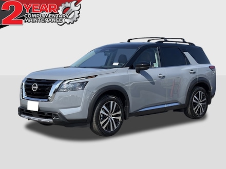 2025 Nissan Pathfinder Platinum SUV