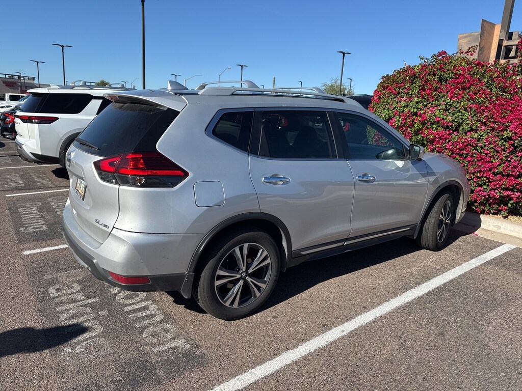 Used 2017 Nissan Rogue SL SUV