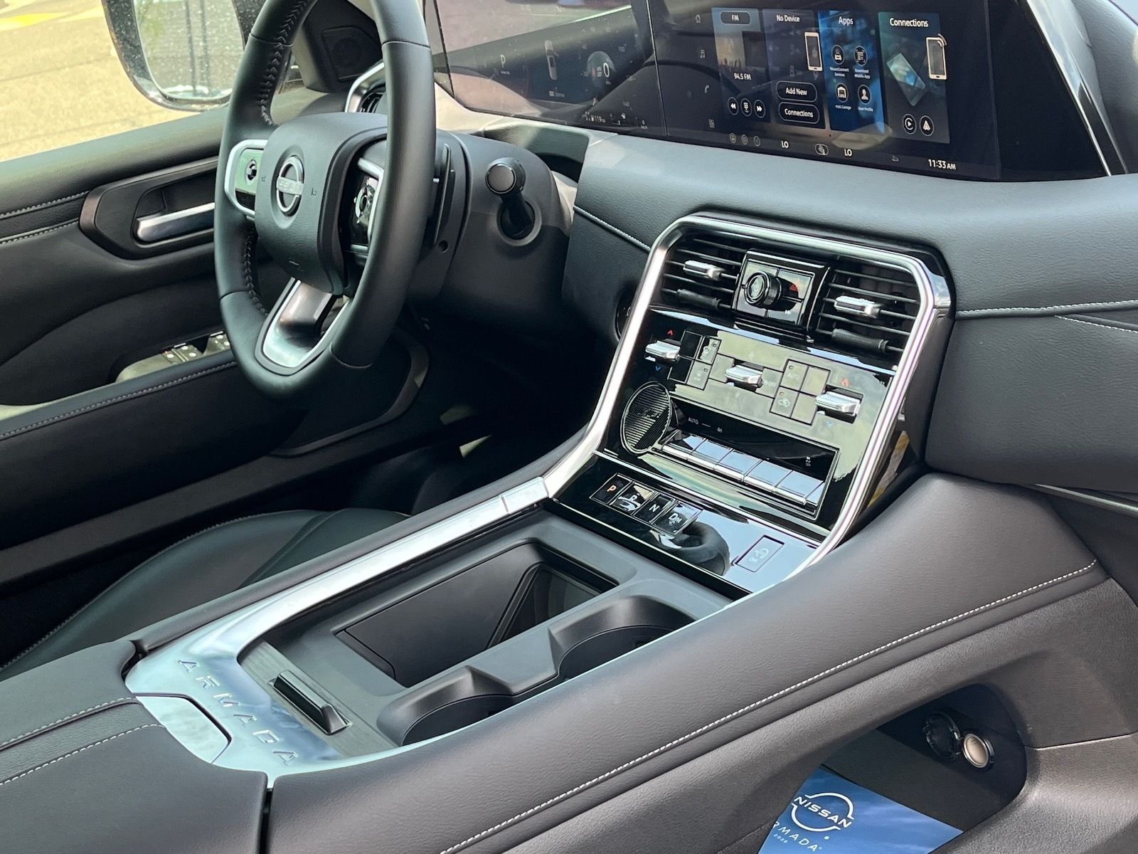 2026 Nissan Armada SV - Photo 9