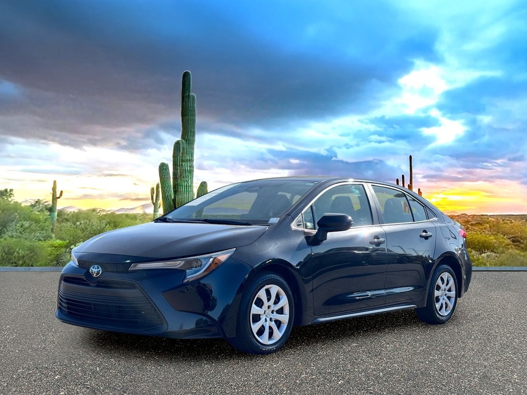 Used 2025 Toyota Corolla LE Sedan