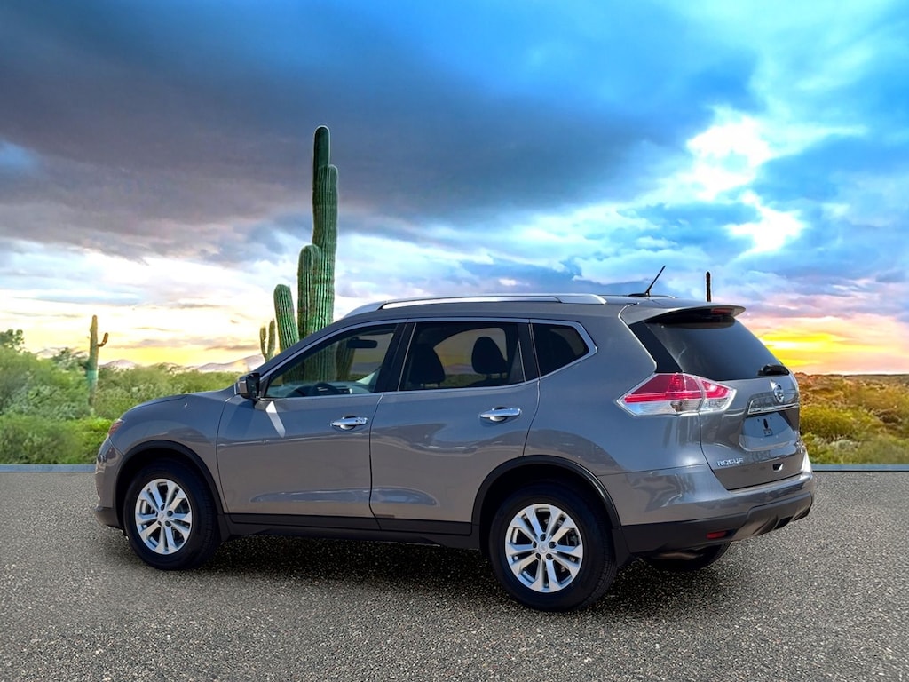 Used 2016 Nissan Rogue SV SUV