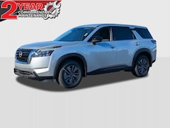 2025 Nissan Pathfinder S SUV