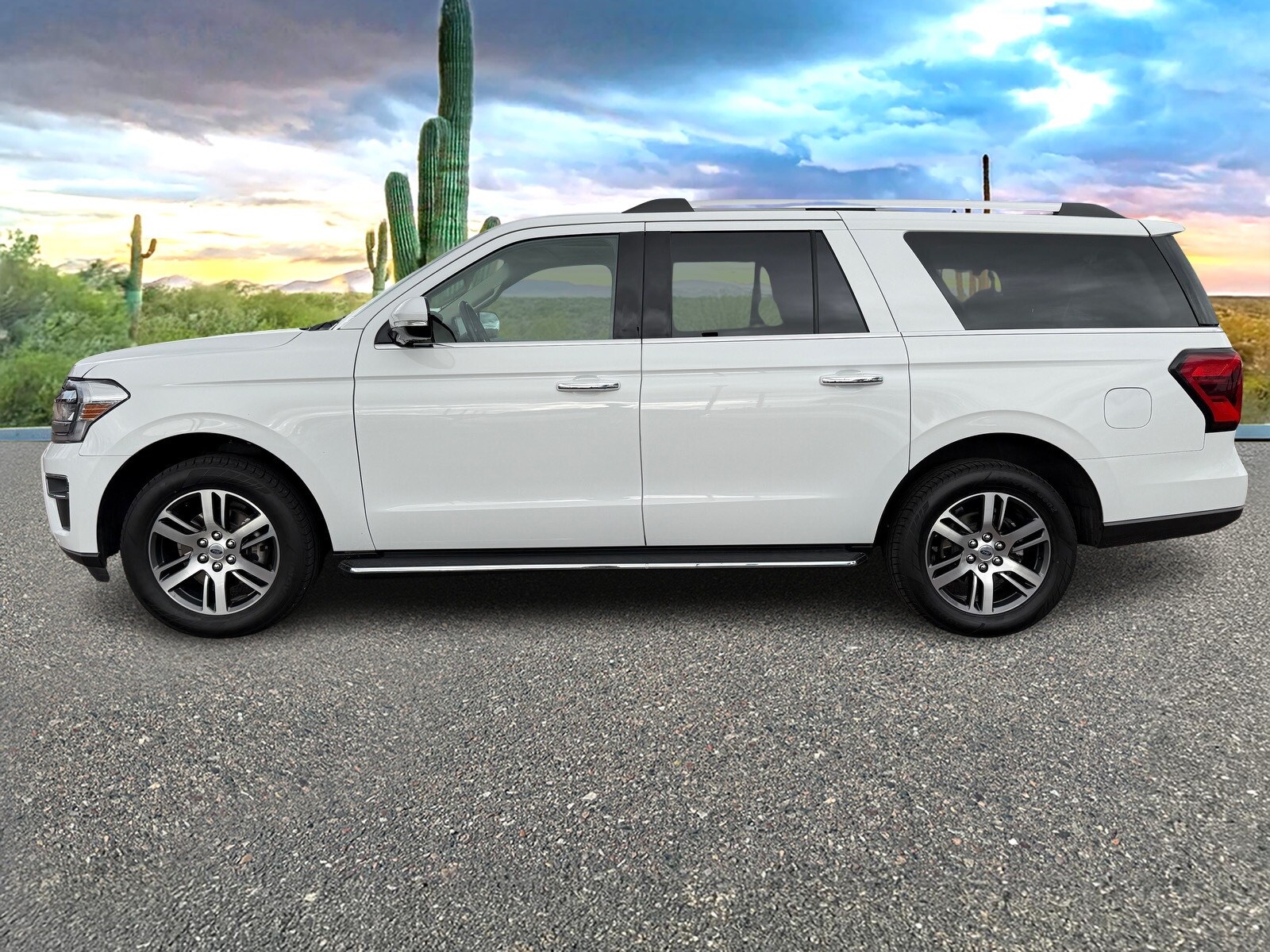 2023 Ford Expedition MAX Limited photo 3