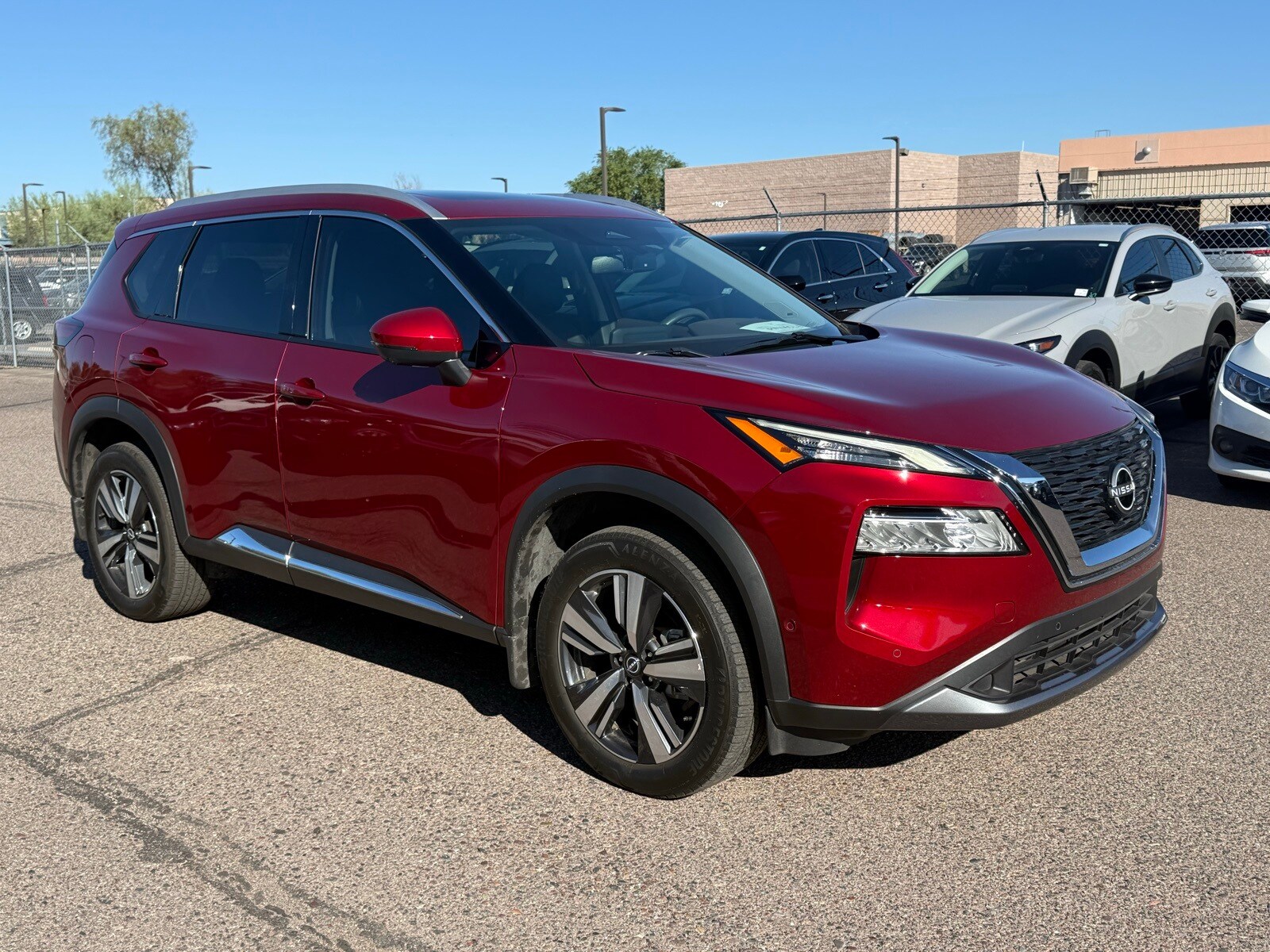 2023 Nissan Rogue SL photo 3