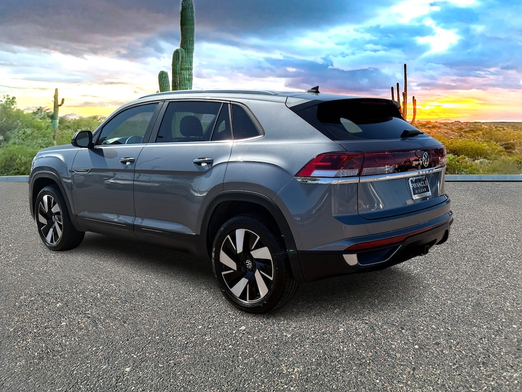 Used 2024 Volkswagen Atlas Cross Sport 2.0T SE w/Technology SUV