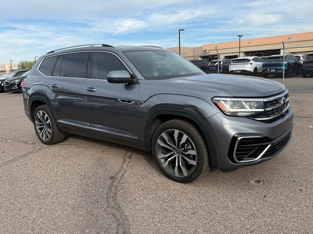 Used 2023 Volkswagen Atlas 3.6L V6 SEL Premium R-Line SUV