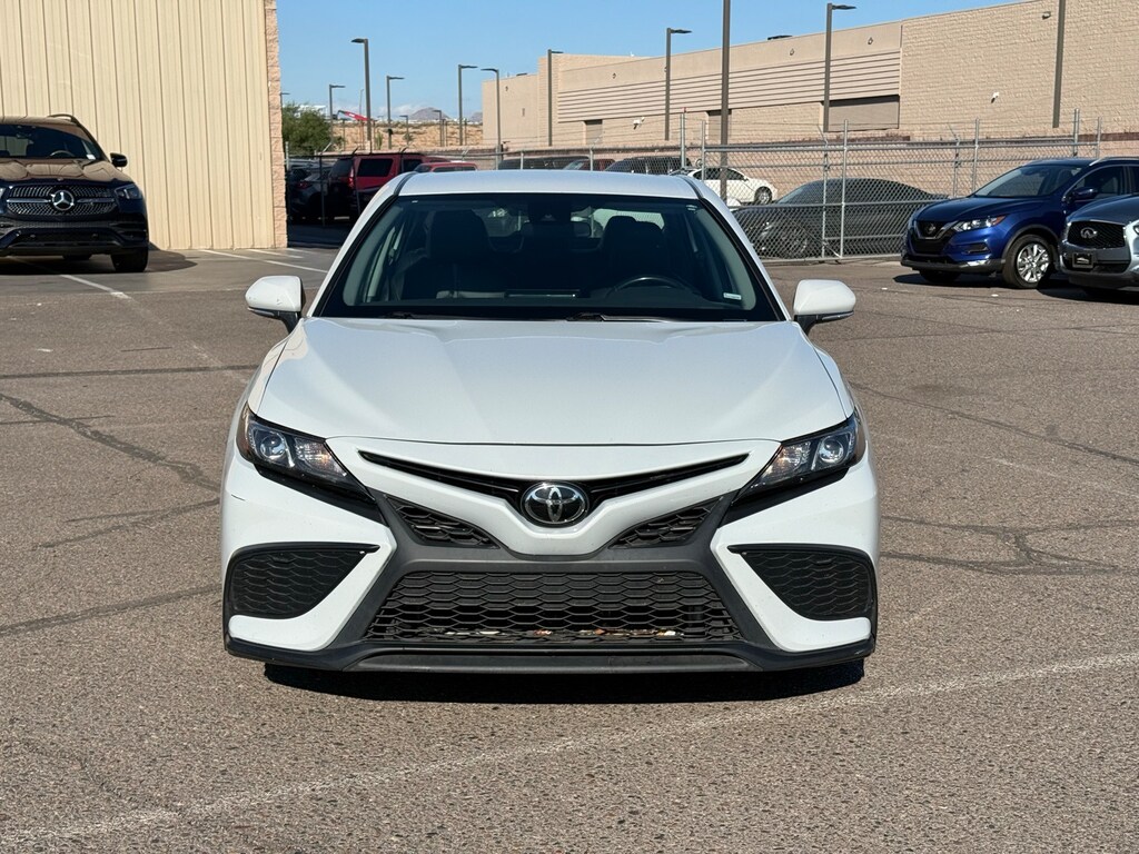 Used 2023 Toyota Camry SE Sedan