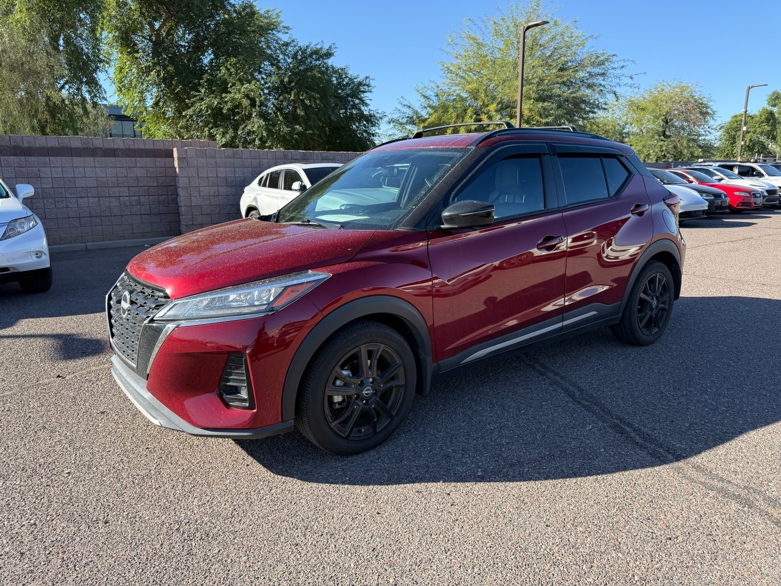 2023 Nissan Kicks SR