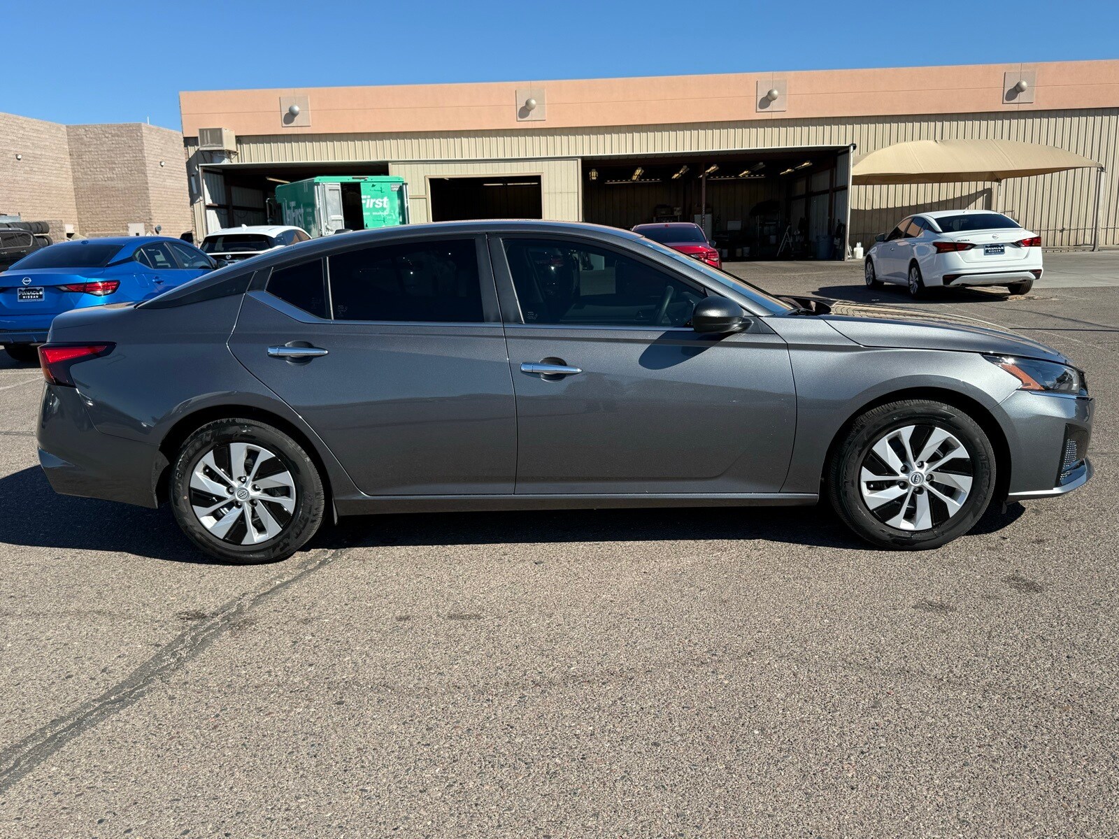 2025 Nissan Altima 2.5 S photo 4