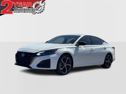 2025 Nissan Altima SR Sedan