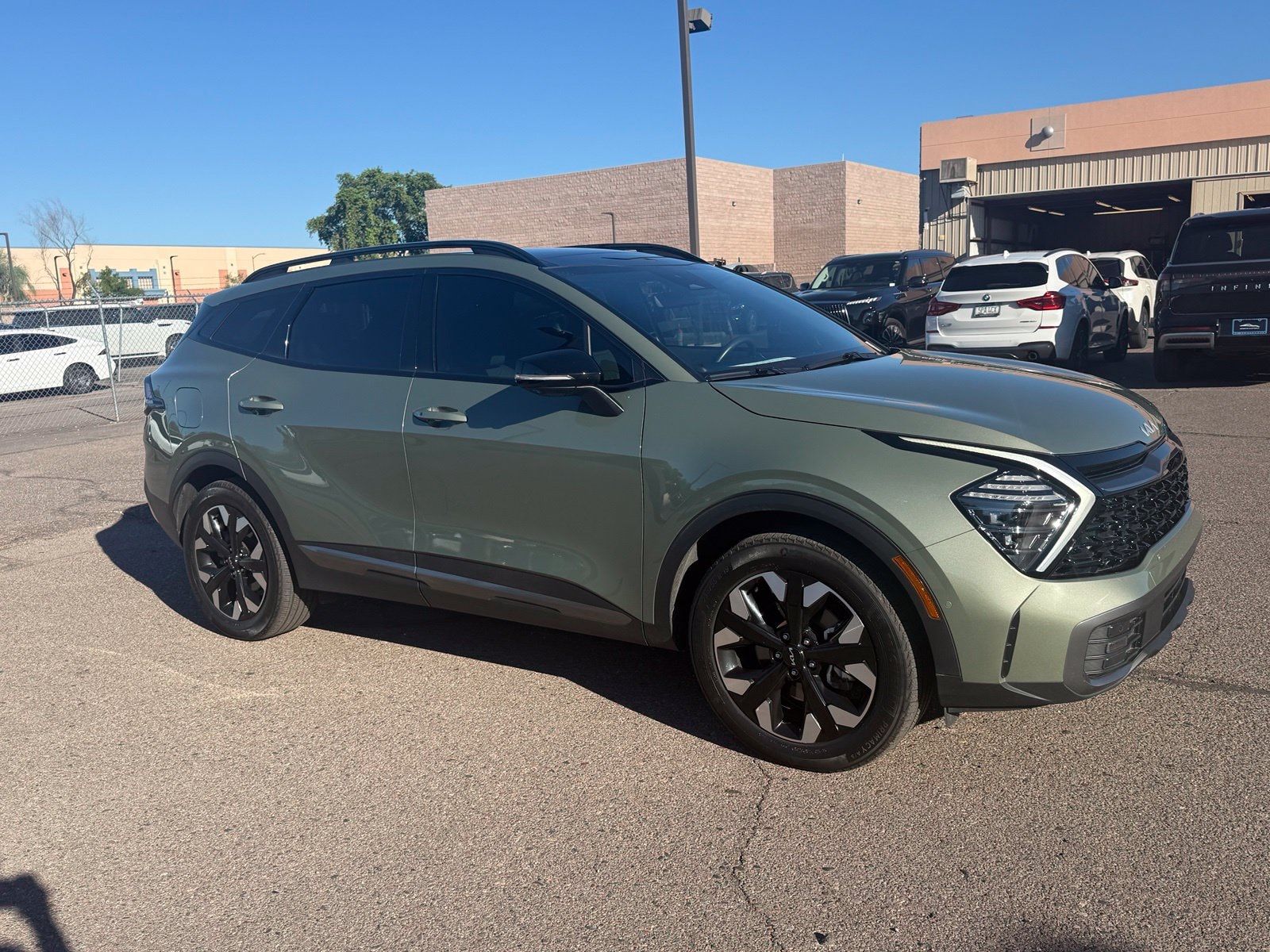 Used 2024 Jungle Green Kia X-Line Prestige image 2