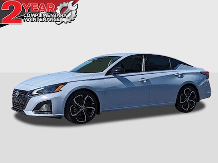 2025 Nissan Altima SR Sedan