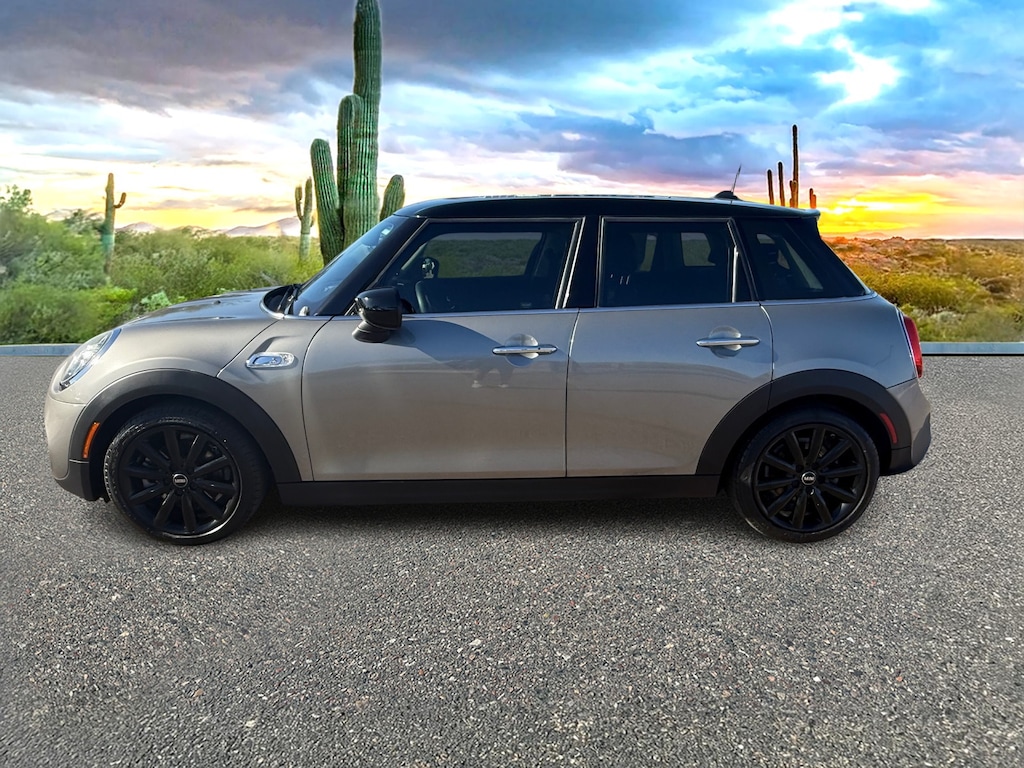 Used 2020 MINI Hardtop 4 Door Hatchback
