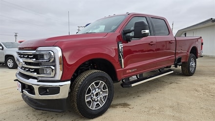 2025 Ford Super Duty F-350 Lariat TRUCK