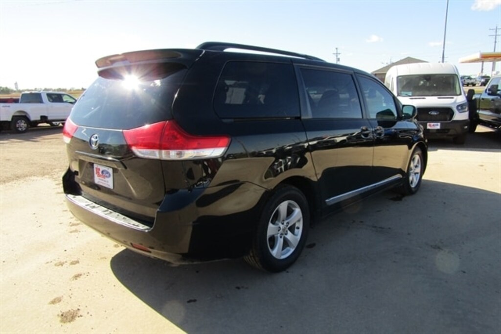 Used 2012 Toyota Sienna LE Passenger Van