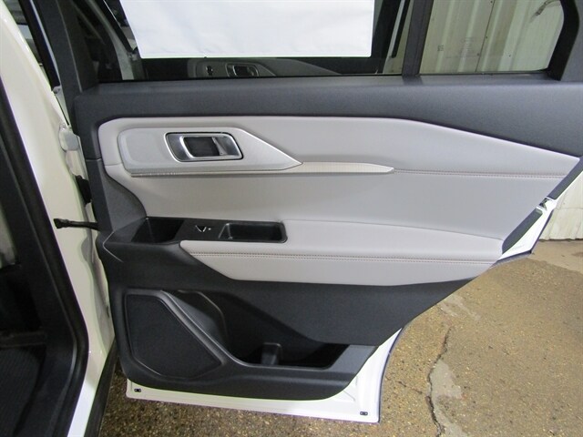 2026 Ford Explorer Active - Photo 22