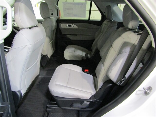 2026 Ford Explorer Active - Photo 19