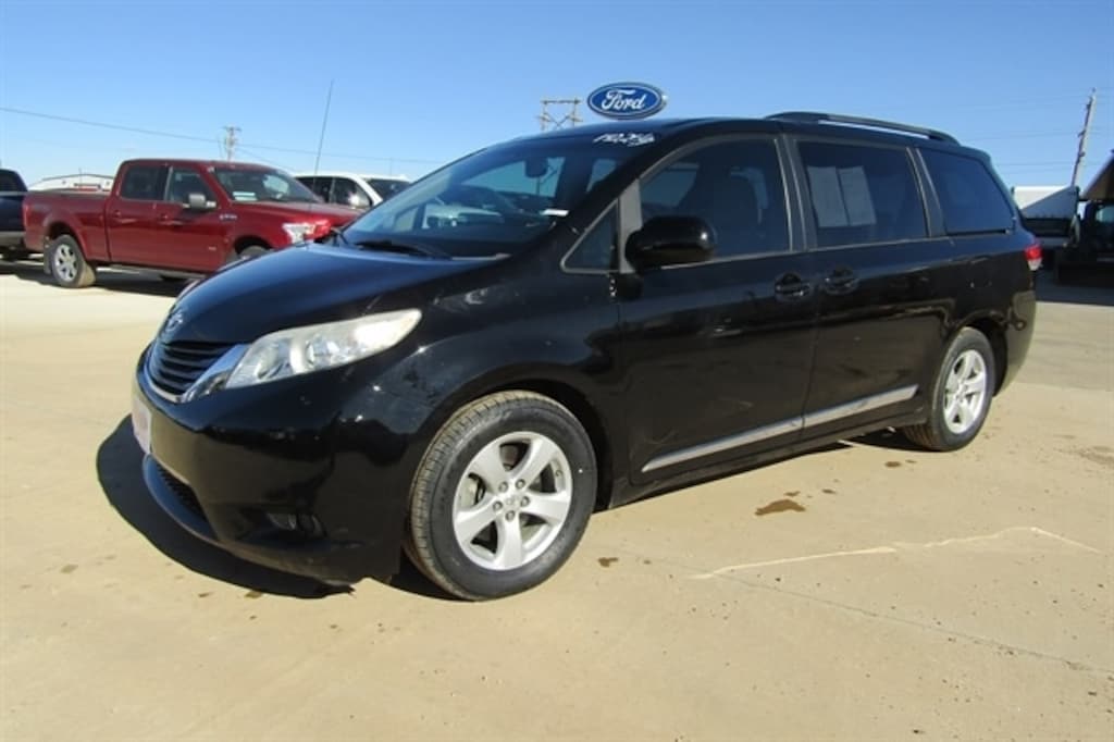 Used 2012 Toyota Sienna LE Passenger Van