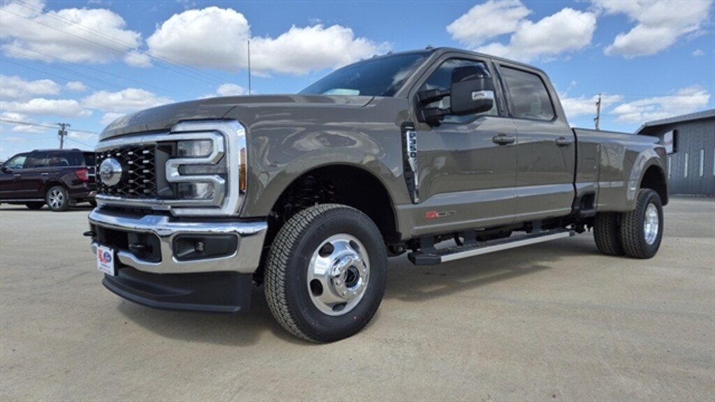 New 2026 Ford Super Duty F-350® Lariat® TRUCK