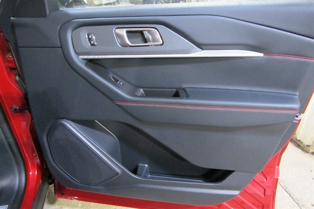 2026 Ford Explorer ST-Line - Photo 21