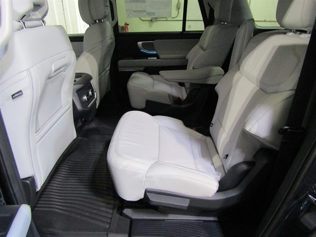 2026 Ford Expedition MAX Platinum - Photo 21