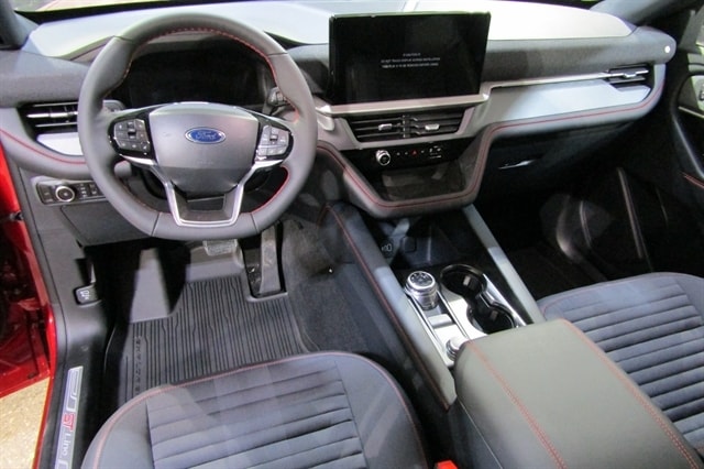 2026 Ford Explorer ST-Line - Photo 14