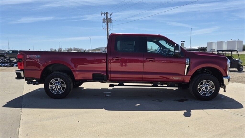New 2026 Ford Super Duty F-350® Lariat® TRUCK