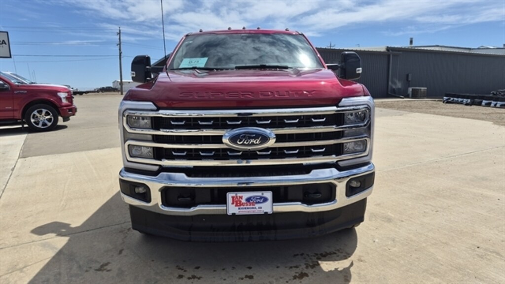 New 2026 Ford Super Duty F-350® Lariat® TRUCK