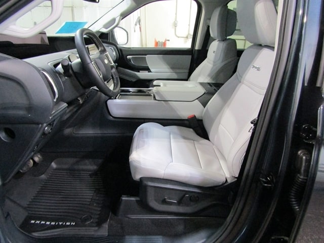 2026 Ford Expedition MAX Platinum - Photo 10