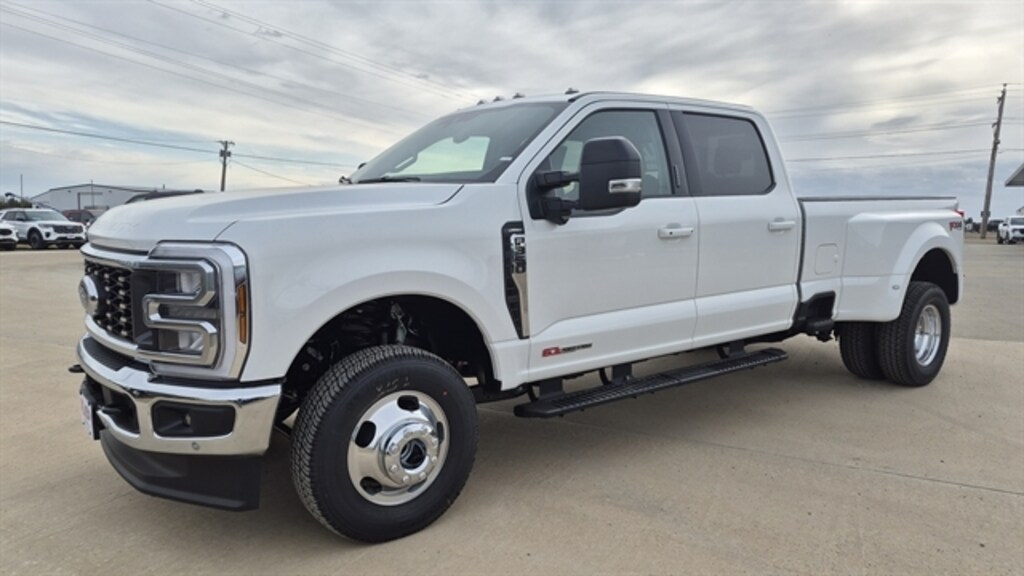 New 2026 Ford Super Duty F-350® Lariat® TRUCK