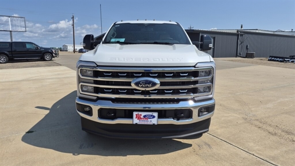 New 2026 Ford Super Duty F-350® Lariat® TRUCK