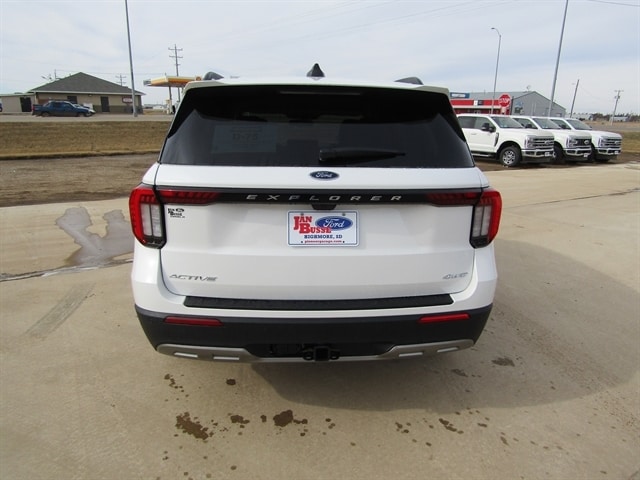 2026 Ford Explorer Active - Photo 6