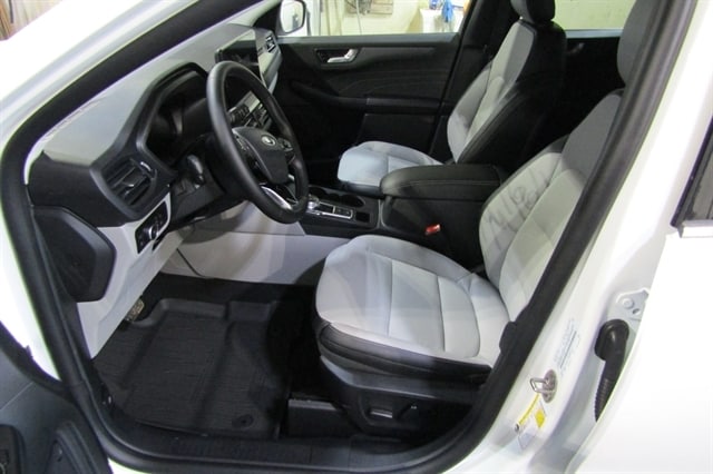 2026 Ford Escape Plug-in hybrid PHEV - Photo 10