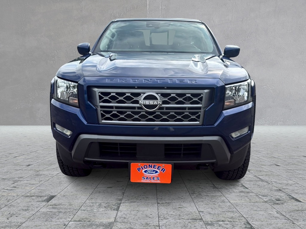 Used 2023 Nissan Frontier Crew Cab SV 4x4