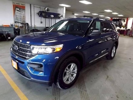 2023 Ford Explorer XLT SUV