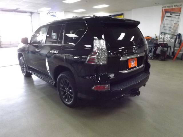 2020 Lexus GX 460 Base photo 3