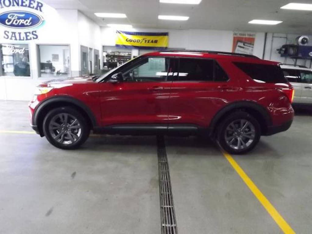 Used 2023 Ford Explorer XLT SUV
