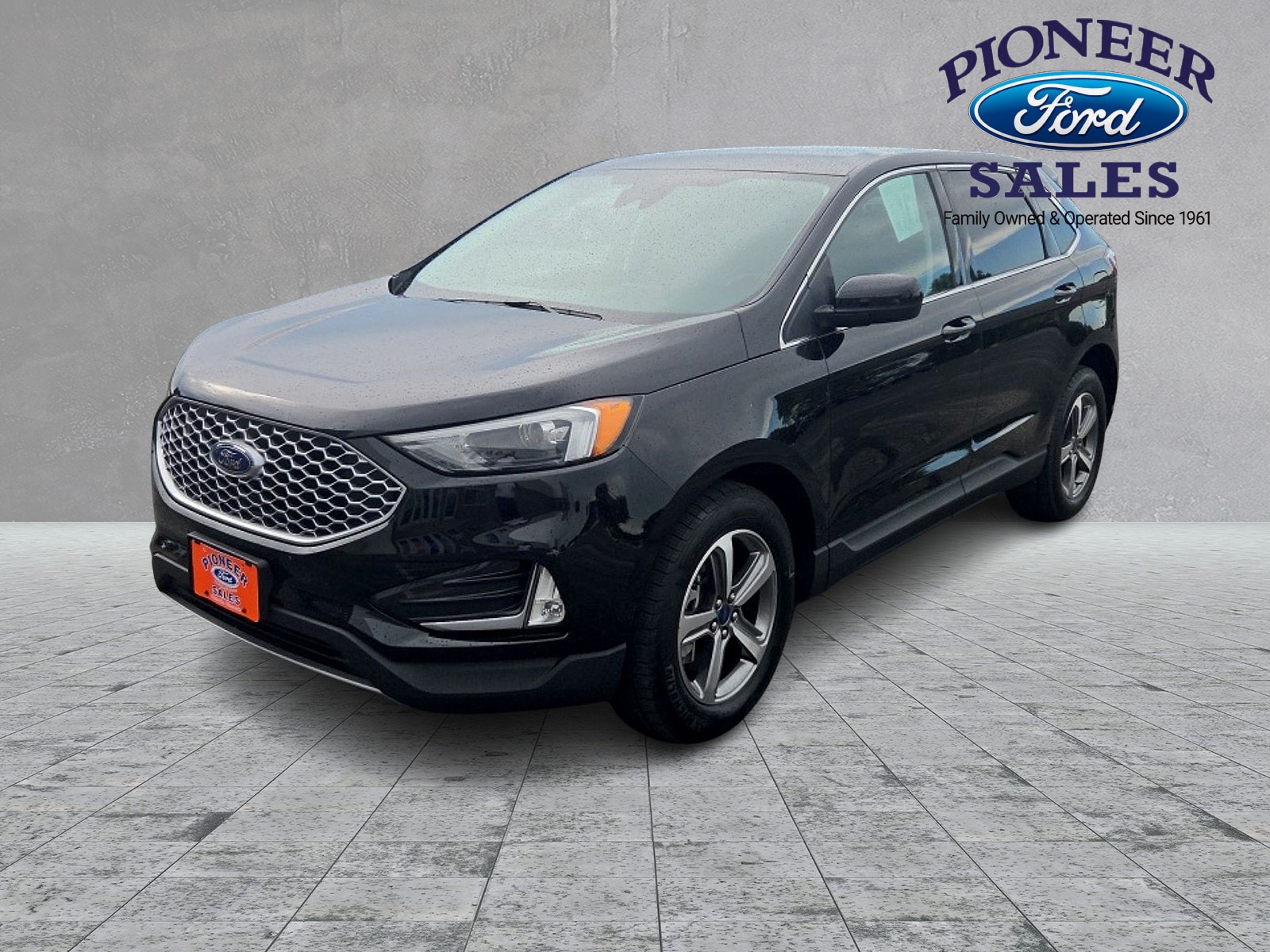 2024 Ford Edge