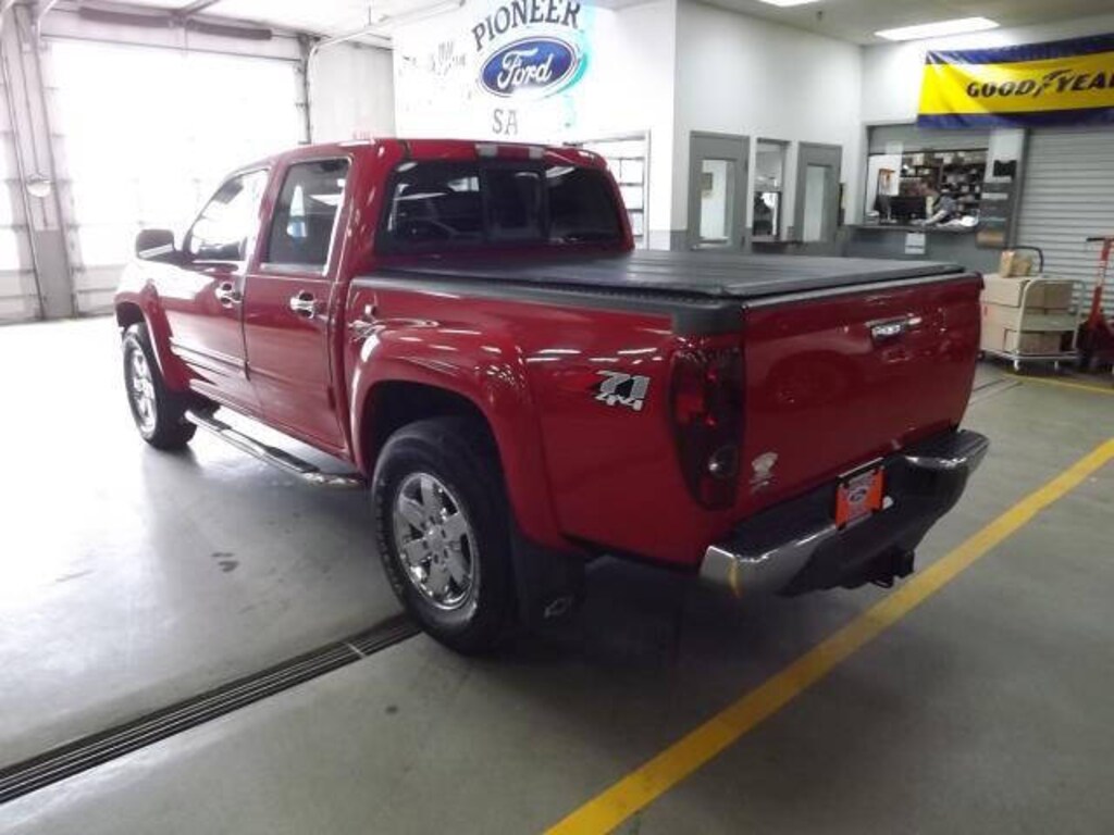 Used 2011 Chevrolet Colorado 2LT Crew Cab Truck